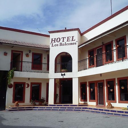 Hotel Los Balcones Паррас-де-ла-Фуэнте Экстерьер фото