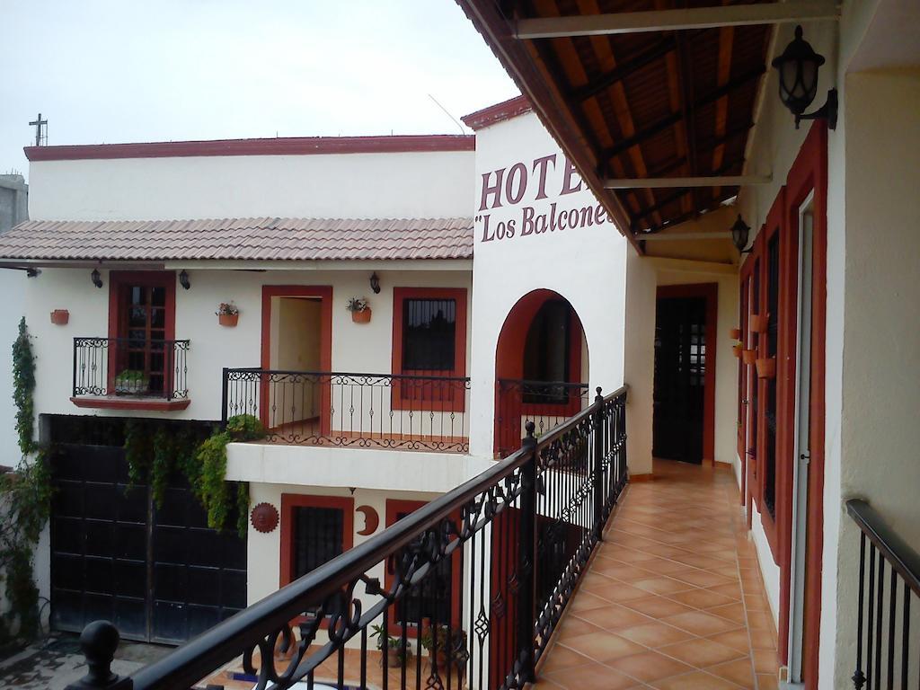 Hotel Los Balcones Паррас-де-ла-Фуэнте Экстерьер фото